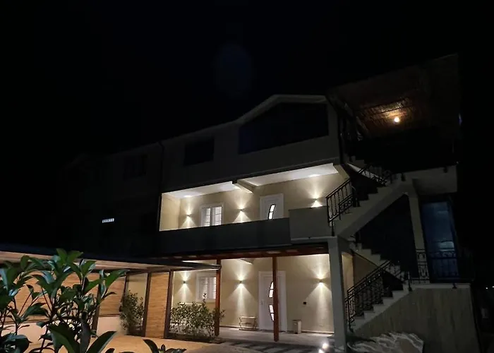 Lidova Apartments